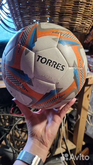 Волейбольный мяч Torres