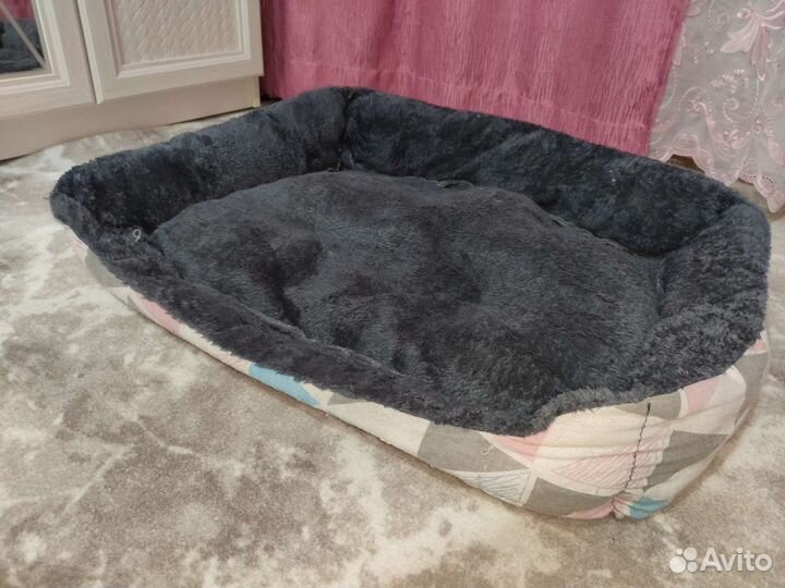 Лежанка для собак