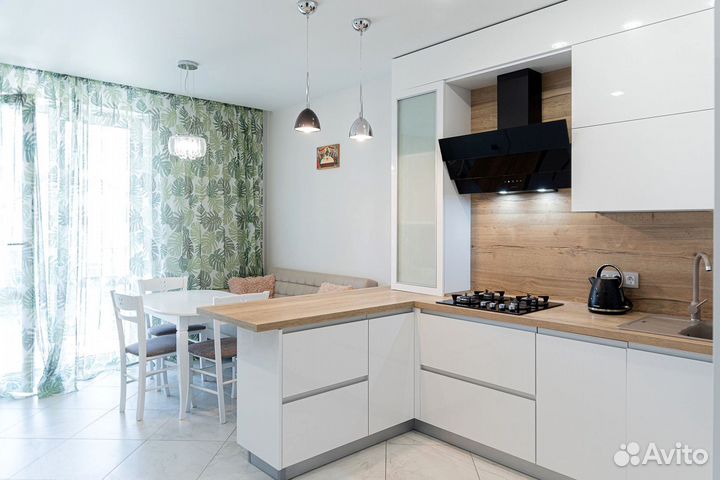 Кухонные гарнитуры новые под ключ