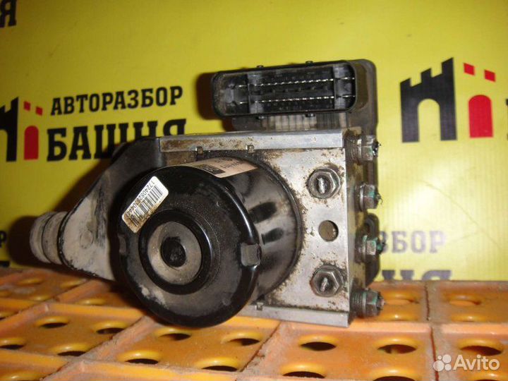 Блок управления ABS Volkswagen Jetta