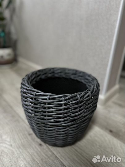 Кашпо из ротанга