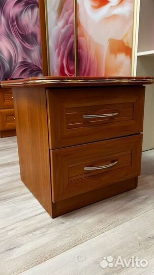 Тумба прикроватная 2 шт бу