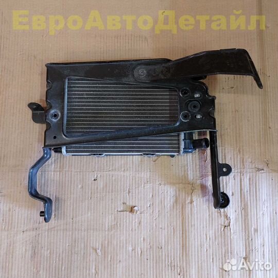 Дополнительный радиатор Audi Q7 Q8, VW Touareg CR7