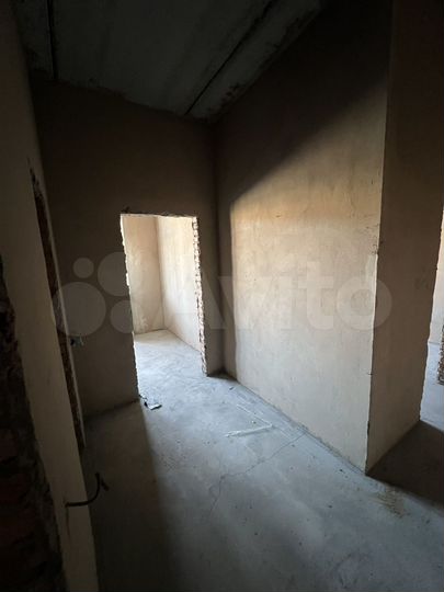 2-к. квартира, 65 м², 2/4 эт.