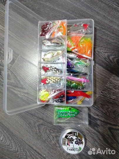 Наборы блесен и воблеров