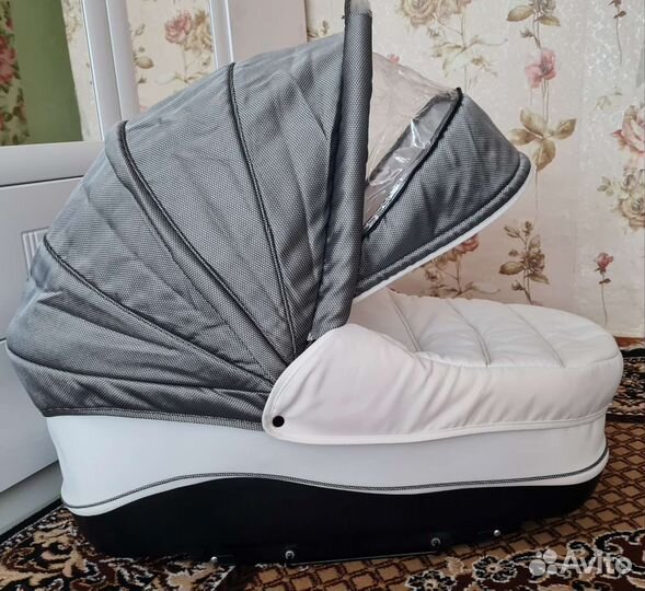 Коляска zippy 3 в 1