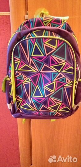 Рюкзак школьника новый