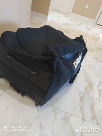 Хоккейный баул на колесах