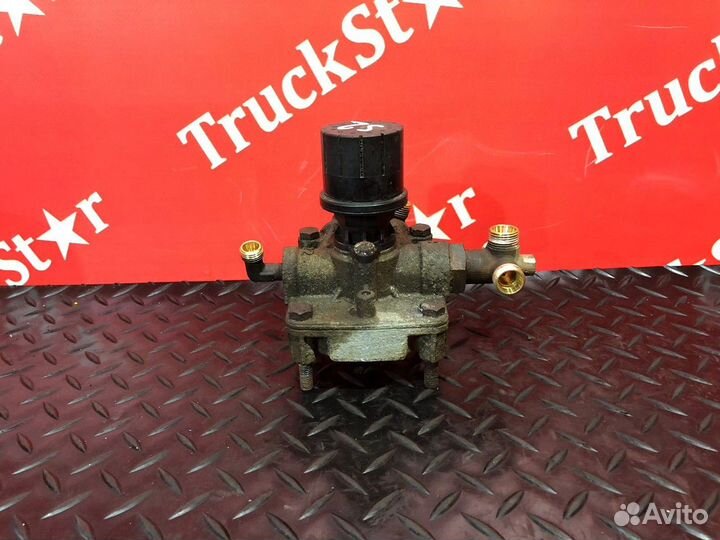 Клапан ускорительный