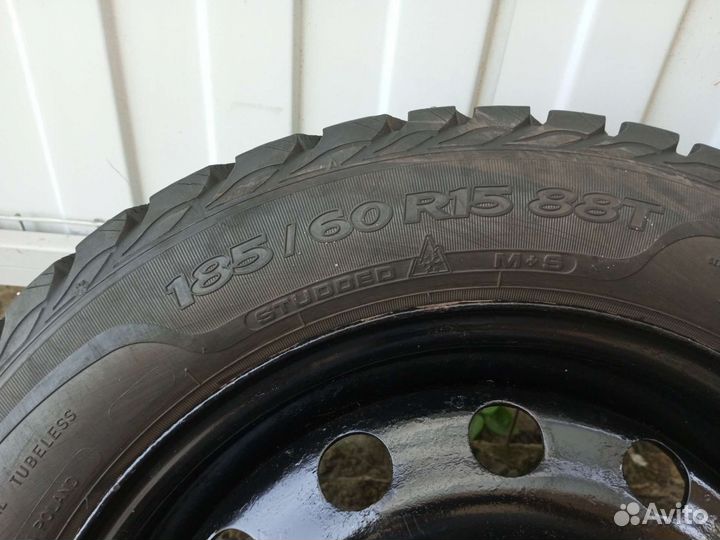 Sava Eskimo Stud 185/60 R15 S