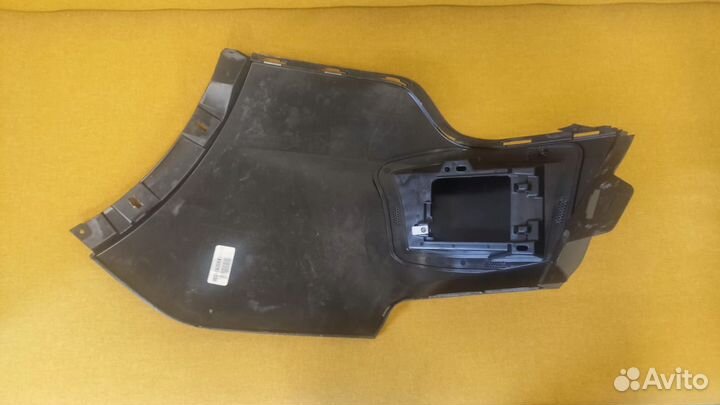 Панель бампера заднего правая XT5 84729826