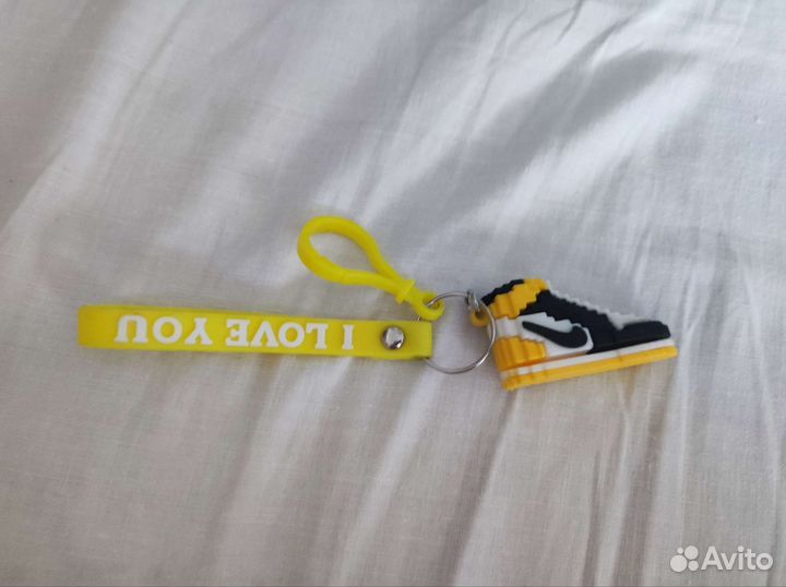 Брелок на сумку