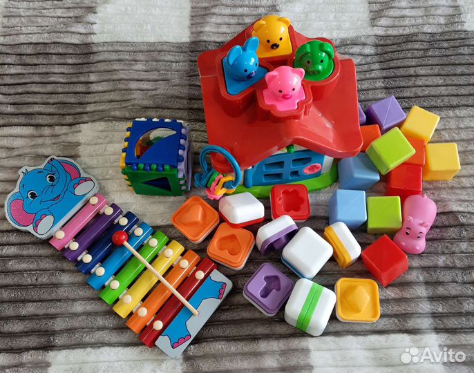 Развивающие игрушки