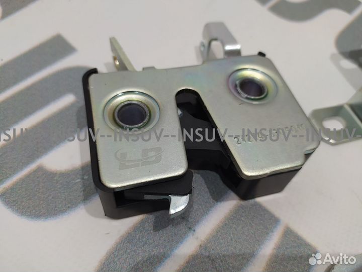 Комплект установки бесшумного замка багажника Нива