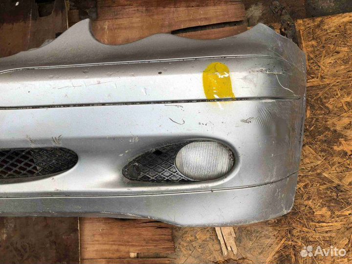 Бампер передний Mercedes C W203 2003