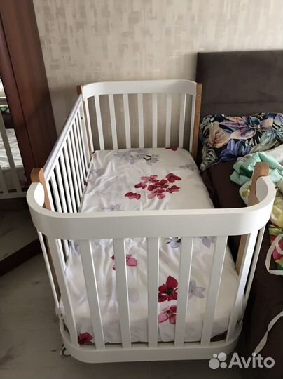 Кроватка mommy LUX