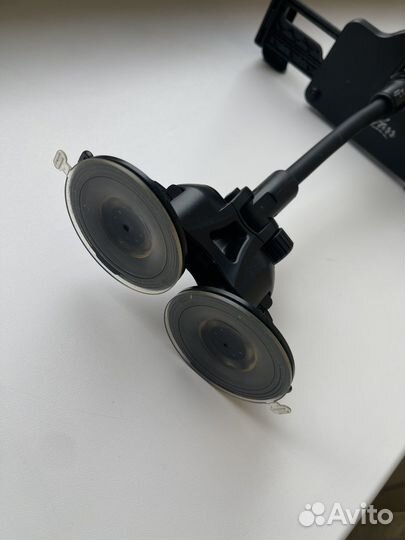 Держатель планшета La Zarr на лобовое стекло