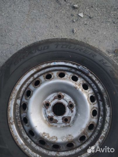 GrandTour Fighter 320 Eco 215/65 R16