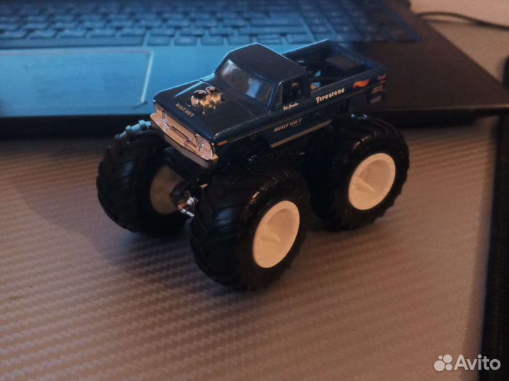 Монстр трак Mattel Hot Wheels