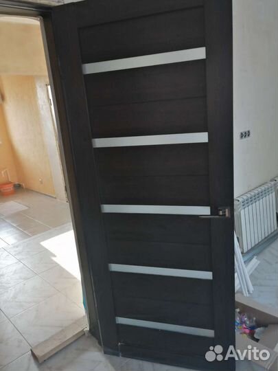 Двери межкомнатные с коробкой новые