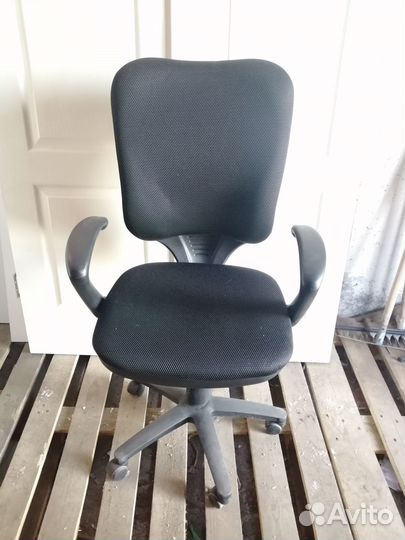 Кресло офисное