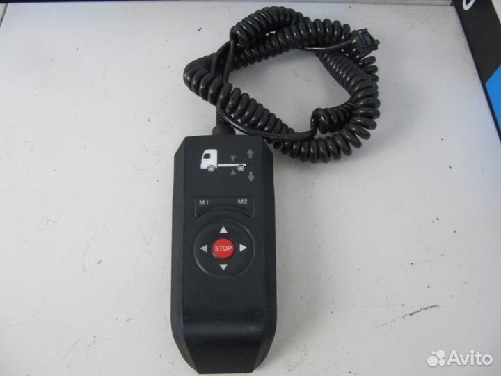 Пульт управления пневмоподвеской Mercedes Benz Act