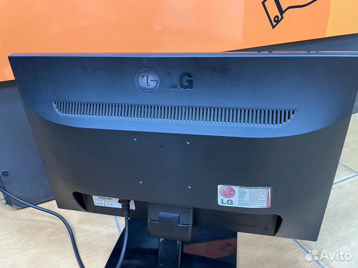 Мониторы LG E2041S