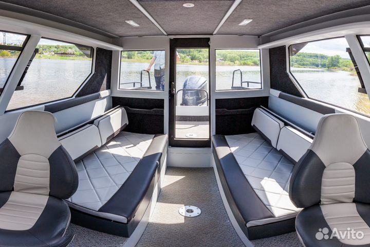Realcraft 700 Cabin