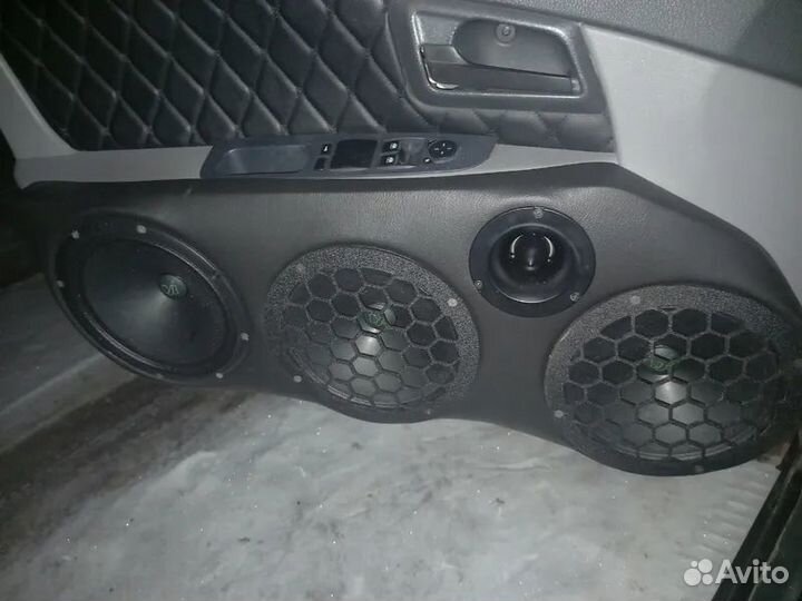 Подиумы Приора 2170 / 20х20х20х рупор