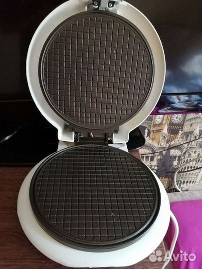 Электрическая вафельница