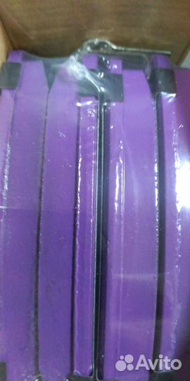 Продам колодки тормозные передние Subaru