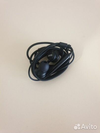 Наушники AKG от Samsung S20