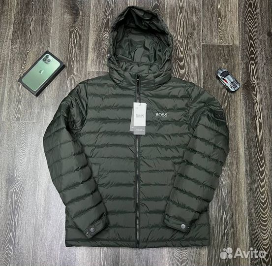 Демисезонные куртки Armani надежные