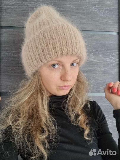 Шапка женская вязаная