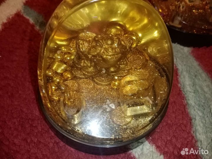Шар с блестками-подставка для ручек