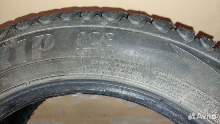 Goodyear Ultragrip Ice Arctic 205/55 R16 94T