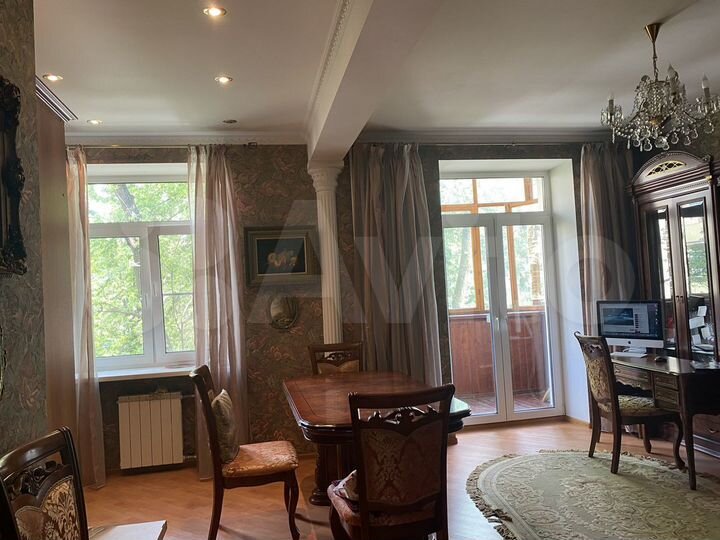 2-к. квартира, 50 м², 2/4 эт.