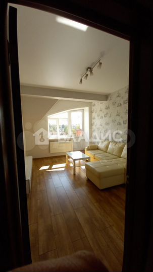 3-к. квартира, 79 м², 4/4 эт.