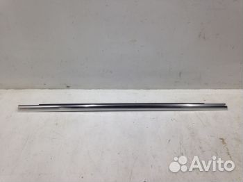 Молдинг стекла двери задней левой