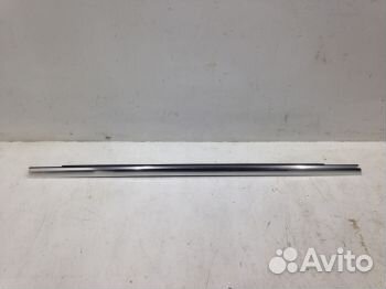 Молдинг стекла двери задней левой