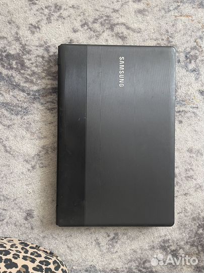 Ноутбук samsung NP300E5A