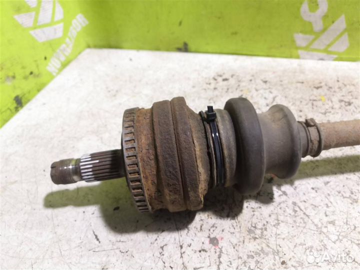 Полуось задняя Мерседес Бенз 210 Е-класс