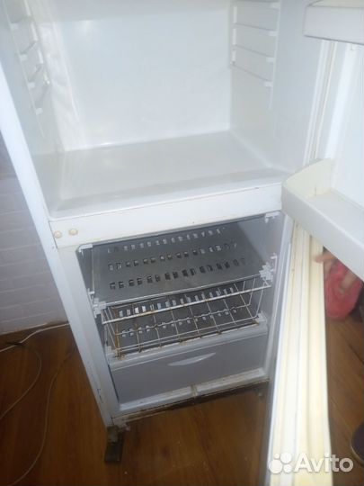 Холодильник атлант бу