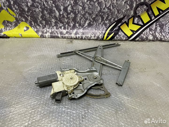 Стеклоподъемник передней правой двери Avensis 2