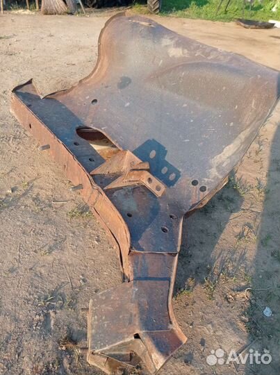 Лонжерон в сборе нива, левый