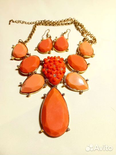Бижутерия серьги и колье