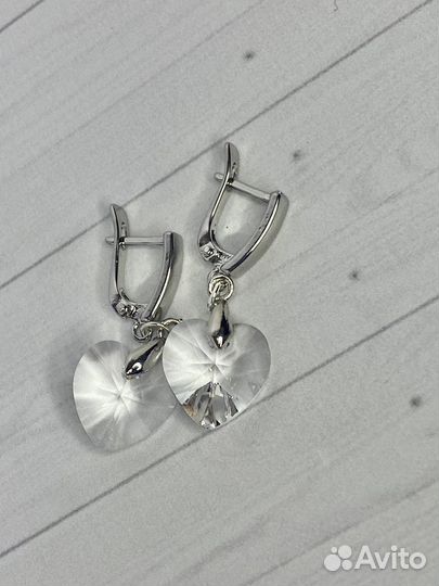 Серьги с оригинальными кристаллами Swarovski