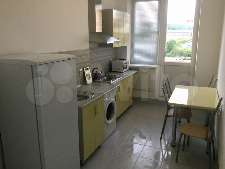 1-к. квартира, 40 м², 2/4 эт.