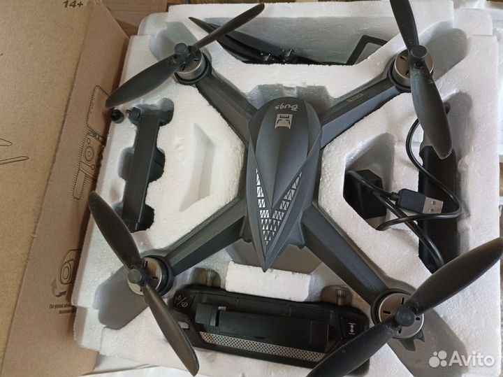 Квадрокоптер Bugs 5 W