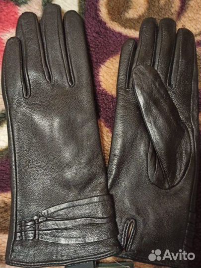 Перчатки кожаные женские новые